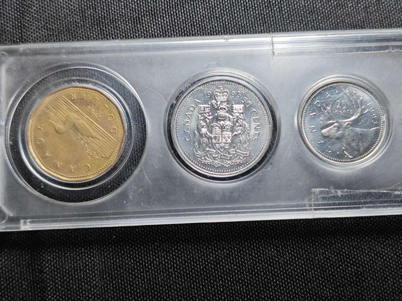 KK钱币收藏小铺 《套币 好品/批量散币专场》  2月预留时间 周末发货  1993加拿大大小面值清年一套