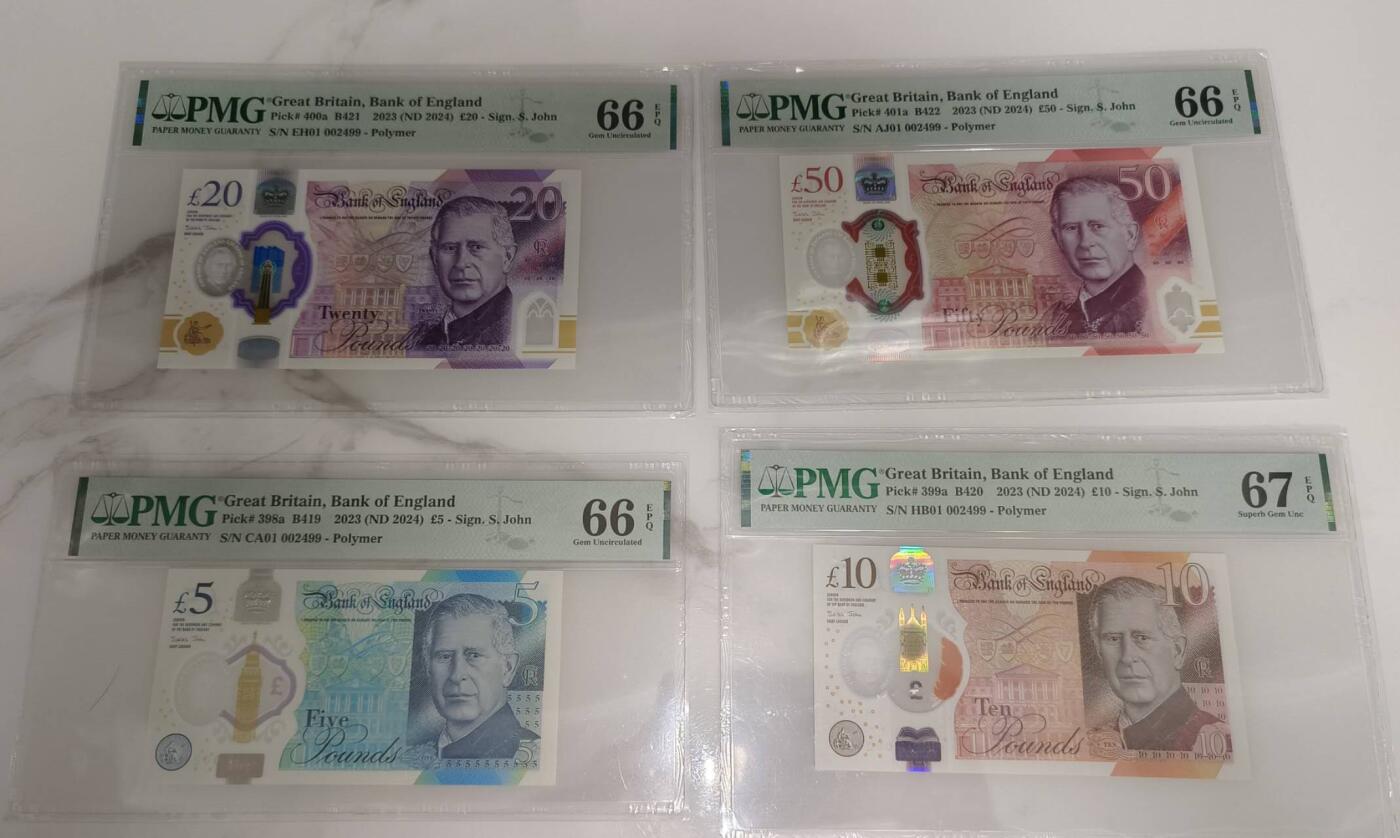 《艾美收藏》第225期-12.15周日外币精选场 (首发冠全同4张)英国2024年查尔斯版首发01冠5-50镑全同千位小号 PMG评级认证