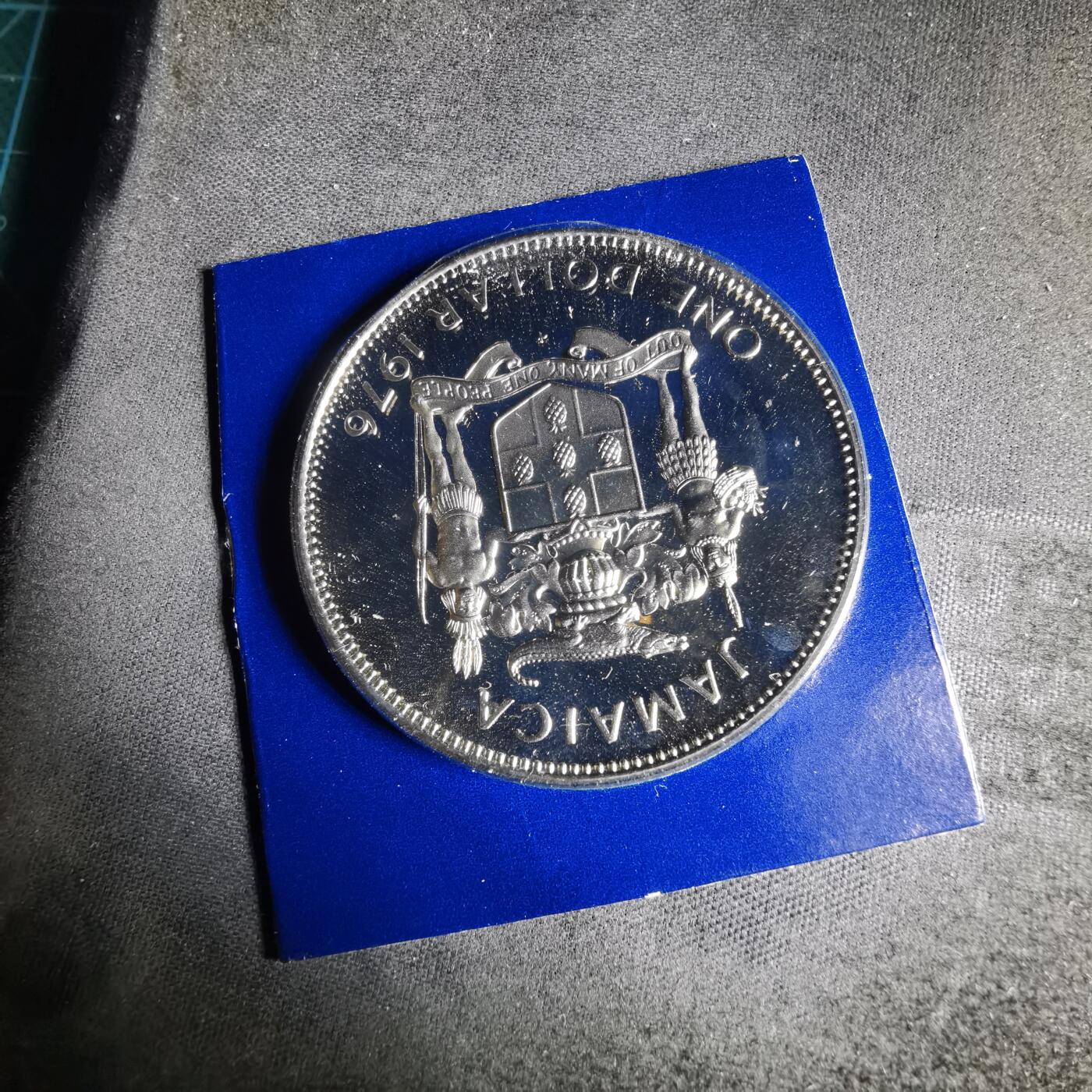 沼泽如烟--第941场 牙买加1976年一元精制币