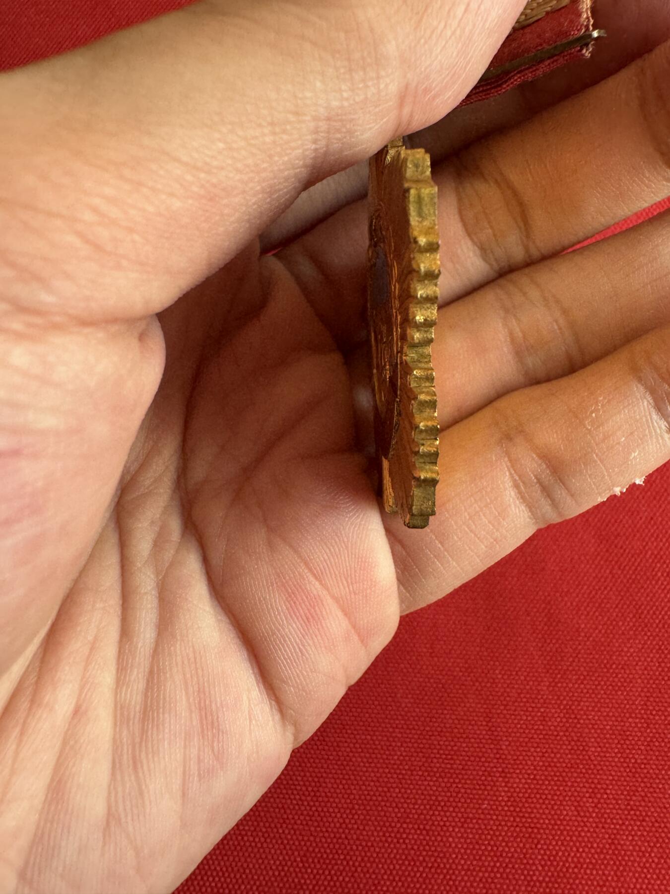 五哥徽章群   20号周六晚上八点4群联拍