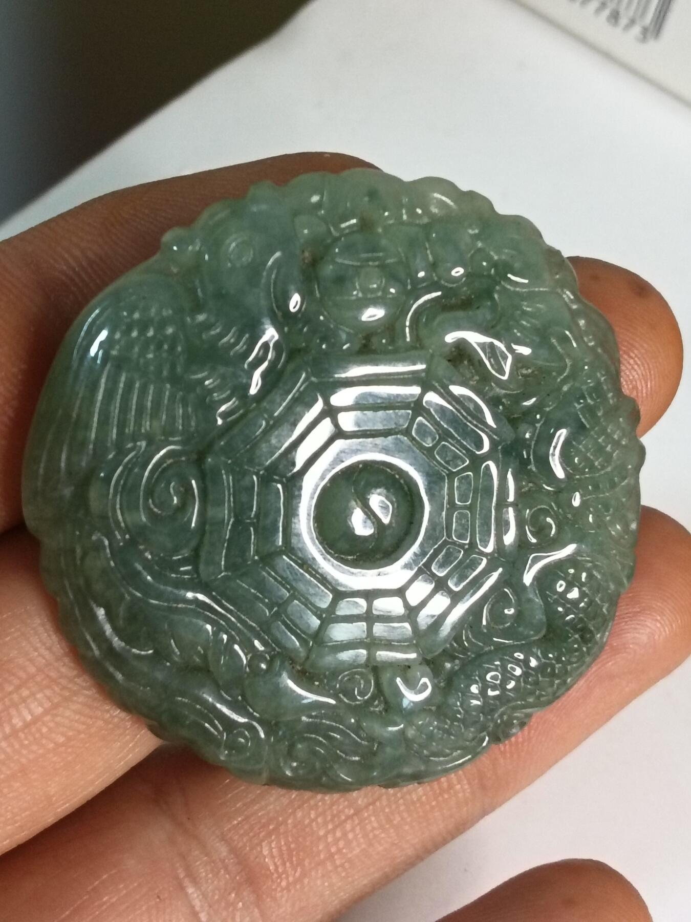 天然缅甸翡翠A货龙凤八卦吊坠 男女款玉佩