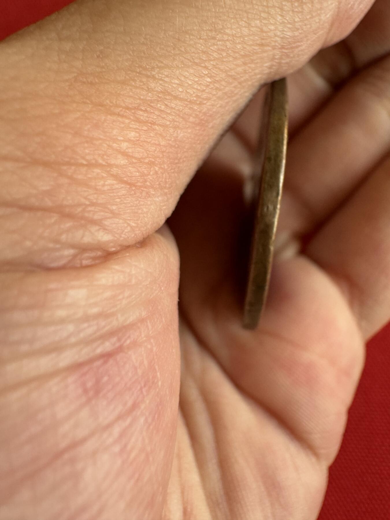 五哥徽章群   20号周六晚上八点4群联拍 铜章