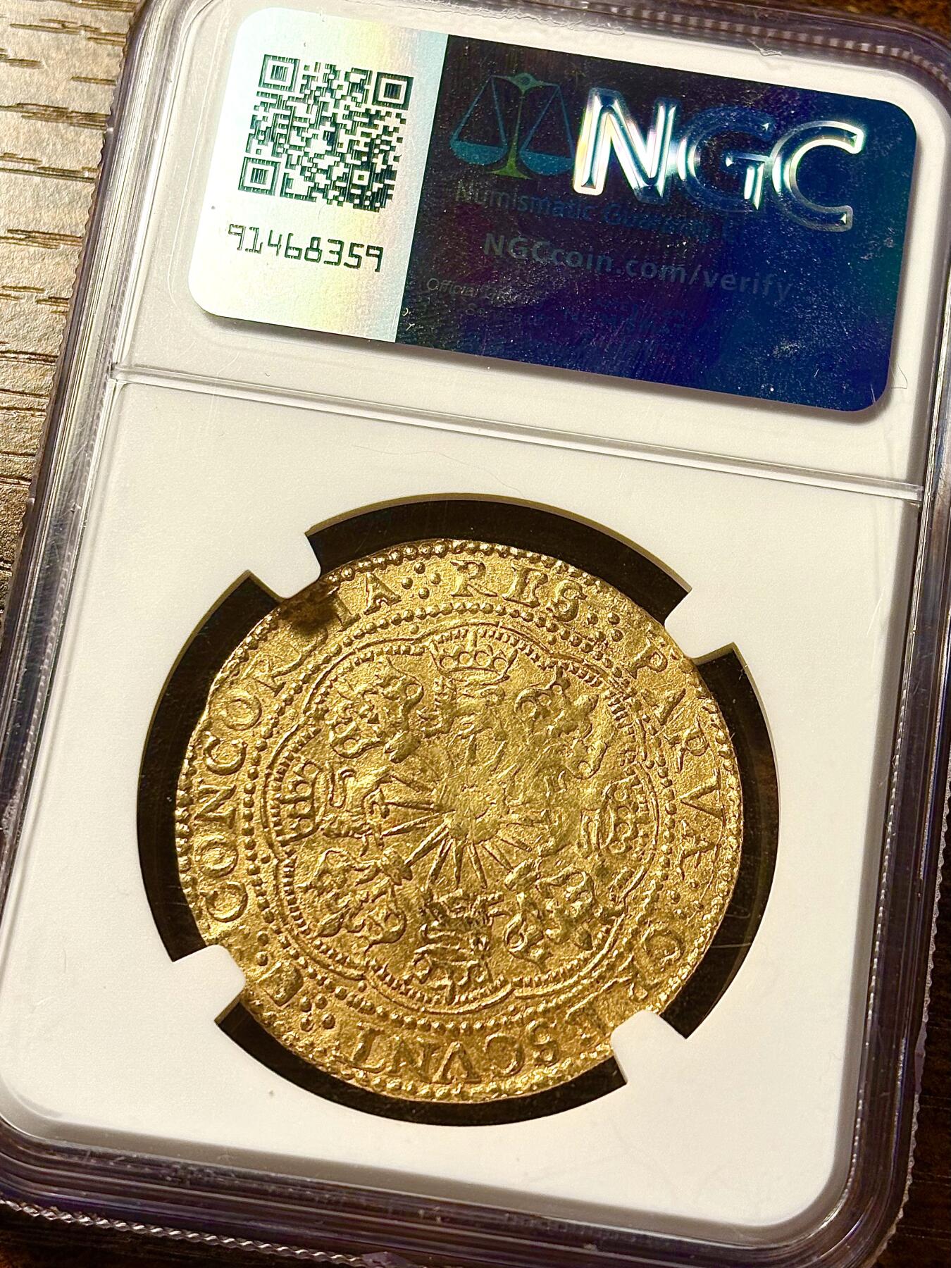 【Blue Auction】世界纸币精拍第765期——18级TOP拍卖/信誉/品质/专业/高效💫    荷兰 乌德勒支 1600-01年 玫瑰金币（Rose Noble） NGC MS61（注：荷兰等低地国家始终是贸易中心却不是政治军事强权。为了贸易的便利，荷兰早期铸造的钱币始终以仿造英法意等周边强权国家的金币为主。该枚是17世纪初荷兰模仿英国爱德华四世玫瑰金币铸造的，具有重要的历史意义）