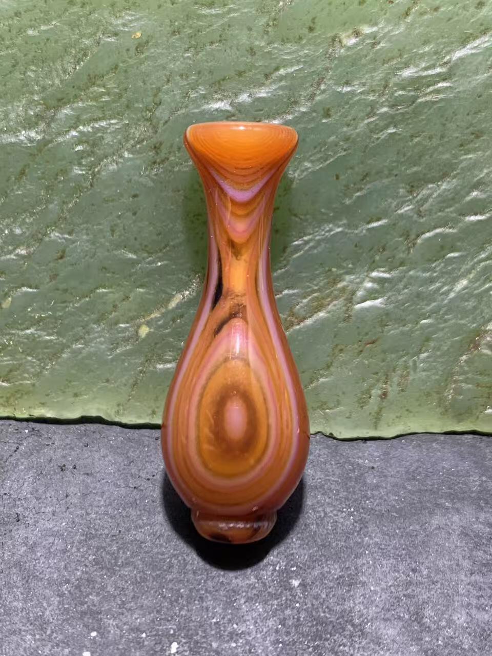 精美高玉化千层纹缠丝玛瑙双天眼瓶子珠一个，。