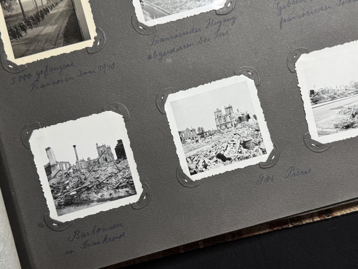 欢庆元旦！戎马世界章牌大赏第109期元旦大拍 铭记历史！德国二战老兵相册，照片约150张，记录了一个德国家庭的生活，包括婚姻、家庭、战争与城市废墟等内容，战前及法国战役相关照片（包括跨过马恩河）