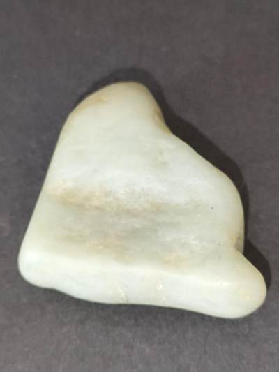 猩哥外币小铺➨【第212场】 - 和田玉原石21克