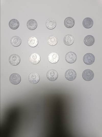 【20251225】非全新纸币和硬币第317场 - 朝鲜20枚硬币，有重复