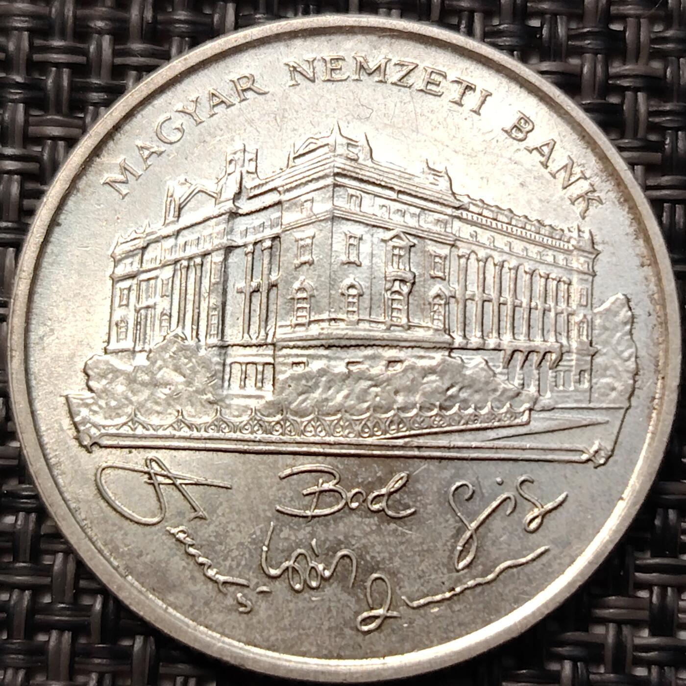 布加迪🐬～世界钱币(上海)🌾第 265 期 /  各国套币和散币