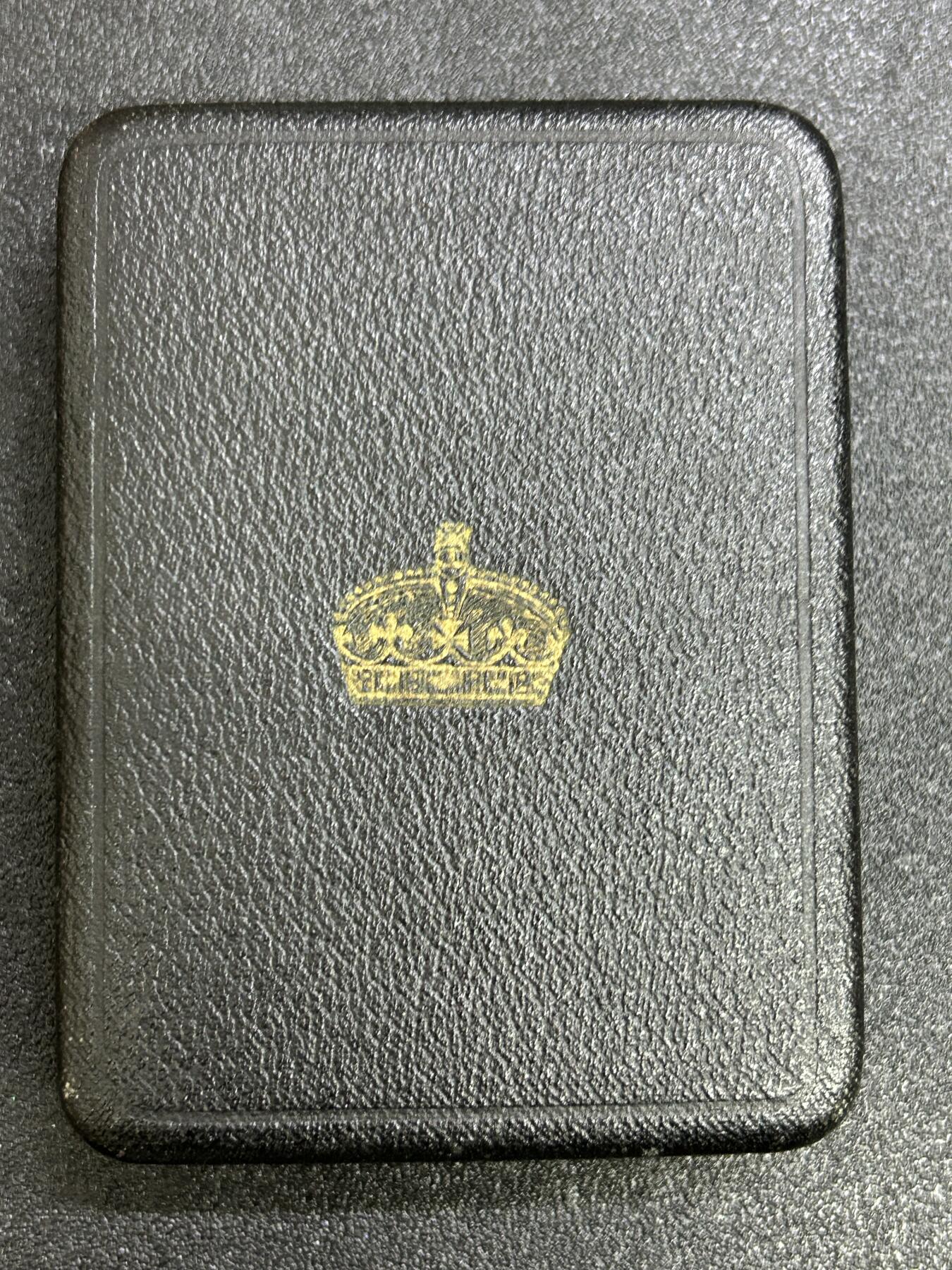 西秦中古拍卖第七十期 二战加拿大哀悼十字章 银制实发 带原盒