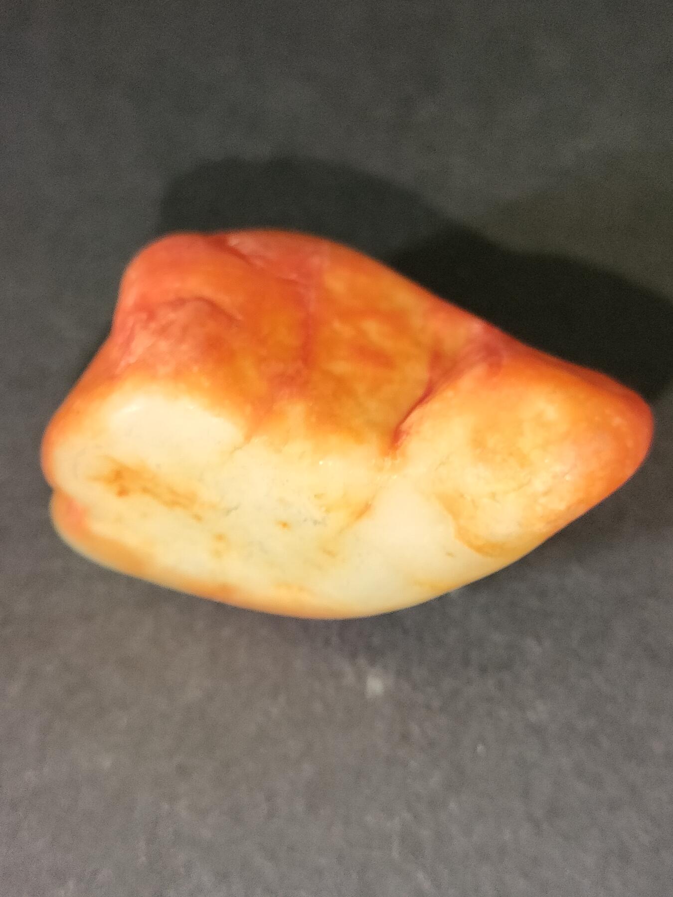 猩哥外币小铺➨【第212场】 和田玉原石21克