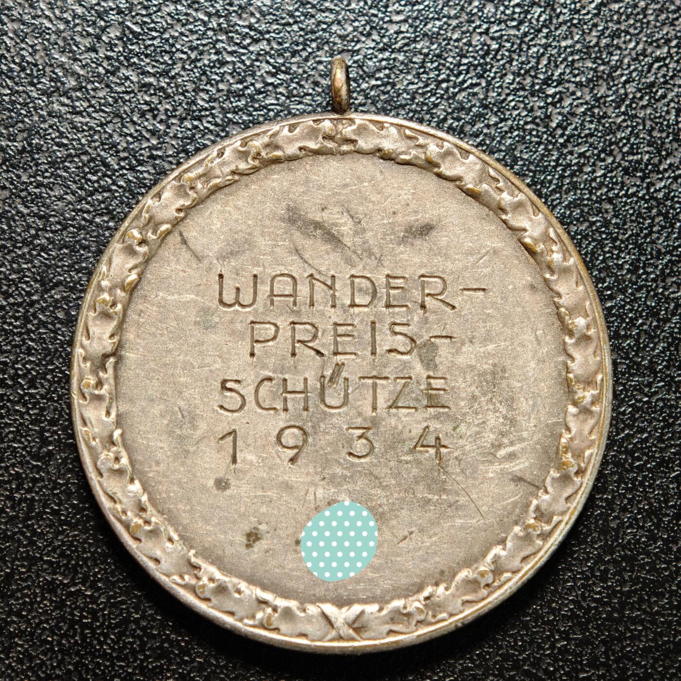 【德藏】世界币章拍卖第158期（拍品征集中~欢迎藏友联系） 1934年 德国民族社会主义工人党党首与兴登堡镀银纪念章 直径约：33.6mm；重约：18.2g（原图请联系客服）