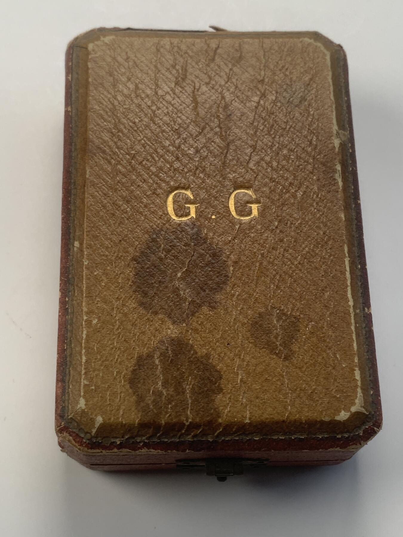 掌中浮雕-藏着的欧洲第047场 1968年梵蒂冈保罗六世增加联合国教士银章 ，约 36 X 45mm，47.22g，盒子有破损如图