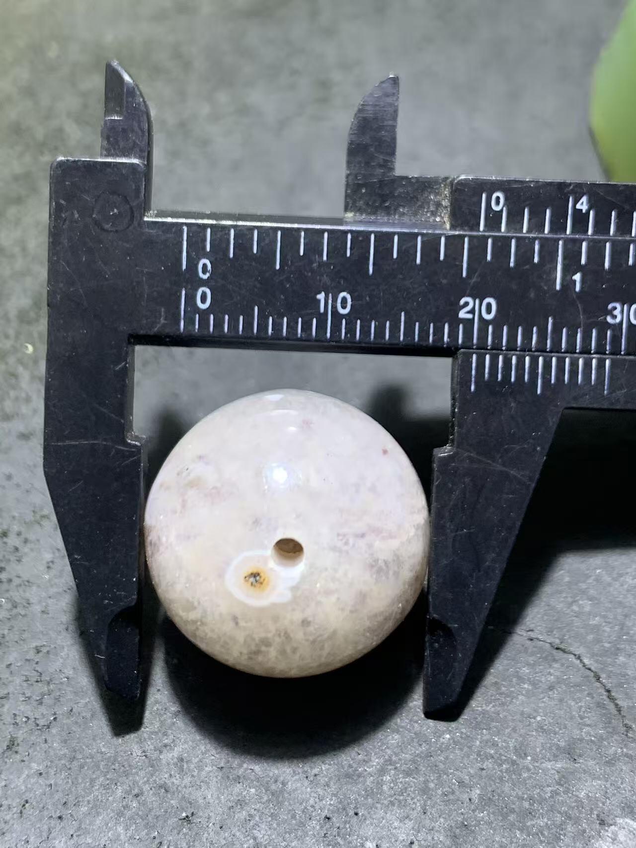 冰飘糖心料战国红玛瑙2.0圆珠一颗！