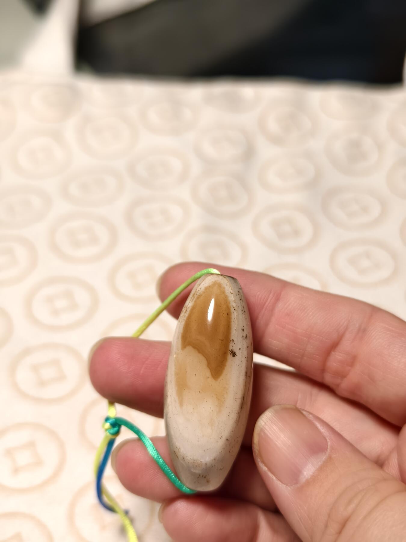 抚柳草堂-第三期章牌钱币 奖章勋章限时免佣 满百包邮 放漏专场 西亚阿契美尼德古珠 两千系皮壳熟旧老化痕迹自然 难得美品永久保真 珠径18.6mm长45.2重20.3g