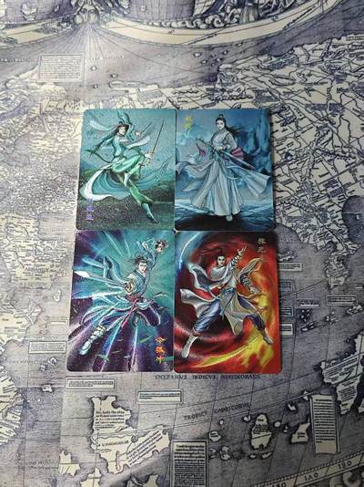 光影卡牌第27期，各家亲签，各家套卡，持续收拍品 - 哈哈龙老师武侠情侣粗闪卡，令狐冲任盈盈，赵敏张无忌，共4张。