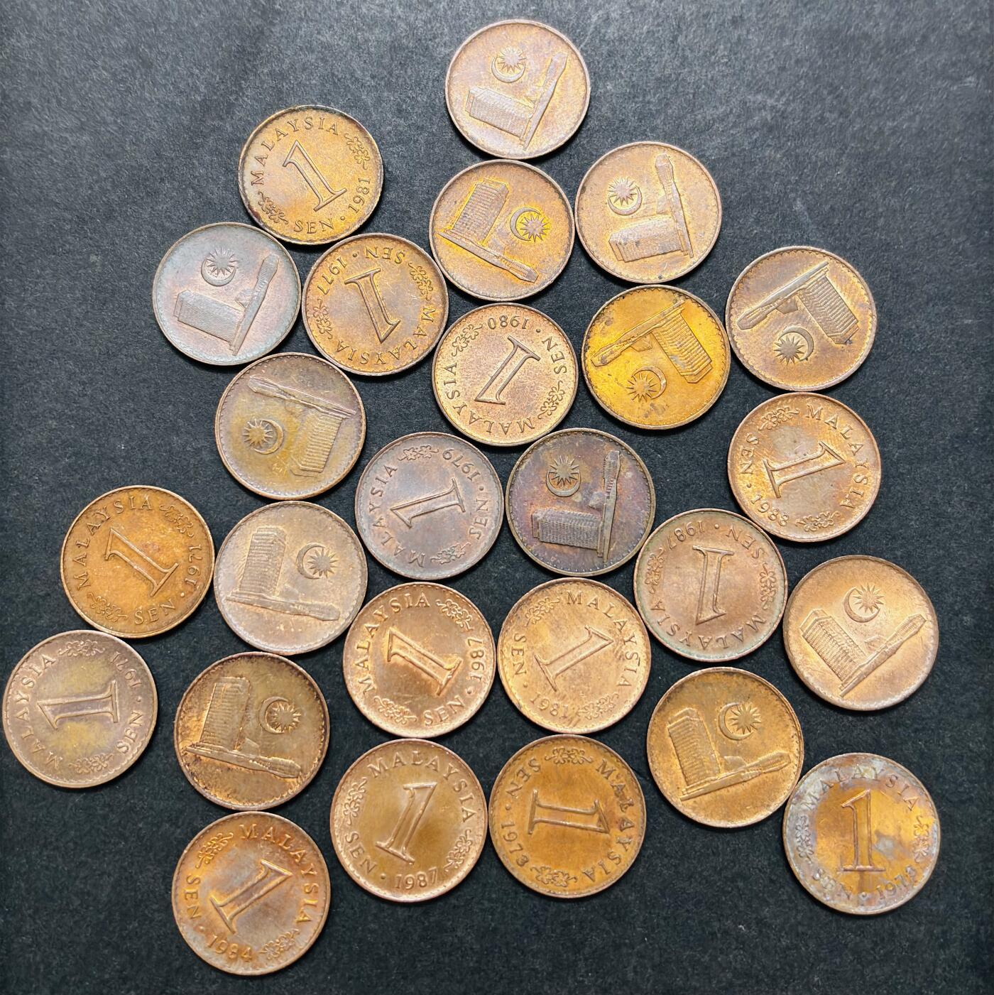 文馨钱币收藏第 286 场，圣诞节专场【 长期接收代拍品低至 0 佣金】 原铜光好品马来西亚 1 仙大厦版 26 枚年份未挑