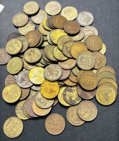 文馨钱币收藏第 286 场，圣诞节专场【 长期接收代拍品低至 0 佣金】 - 好品南朝鲜多宝塔 10 元铜币一组 100 枚，各年份未挑，有没有特年不知道