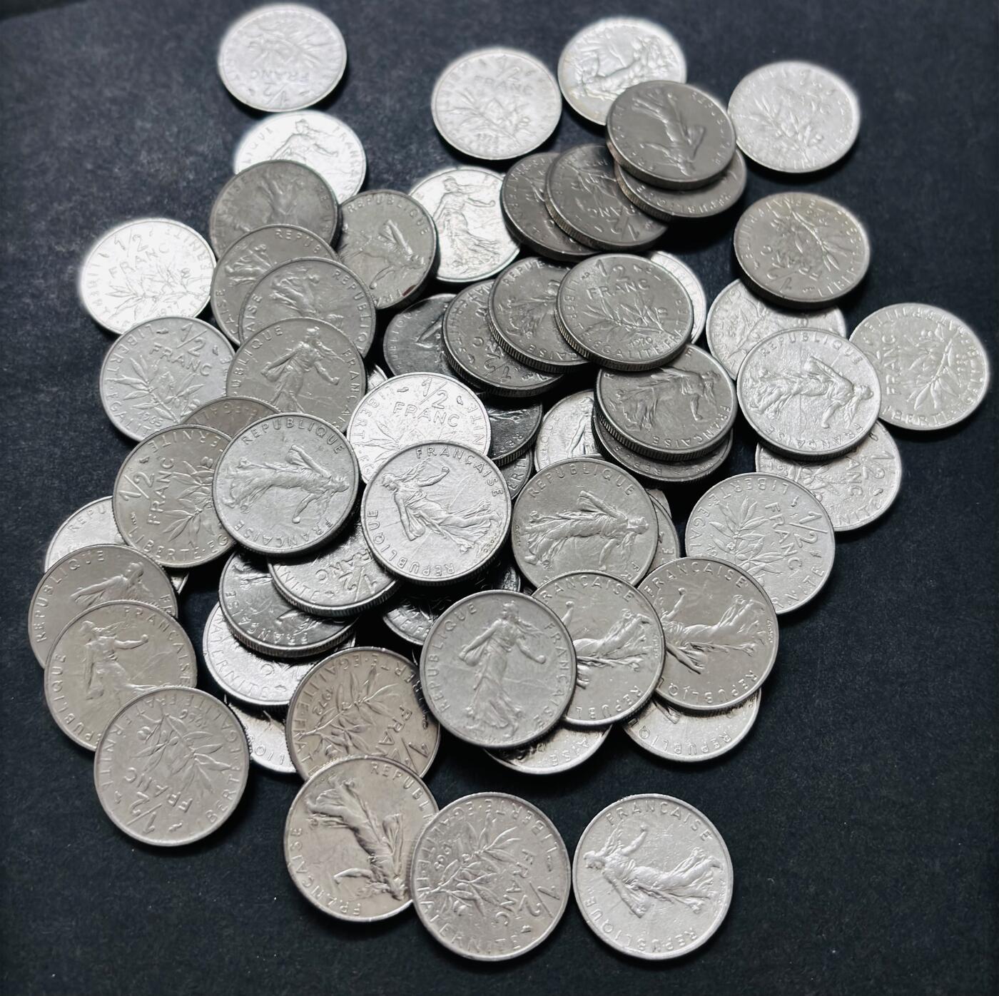 文馨钱币收藏第 286 场，圣诞节专场【 长期接收代拍品低至 0 佣金】