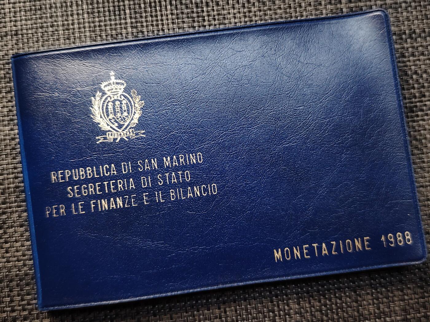 布加迪🐬～世界钱币(上海)🌾第 266 期 /  各国套币和散币