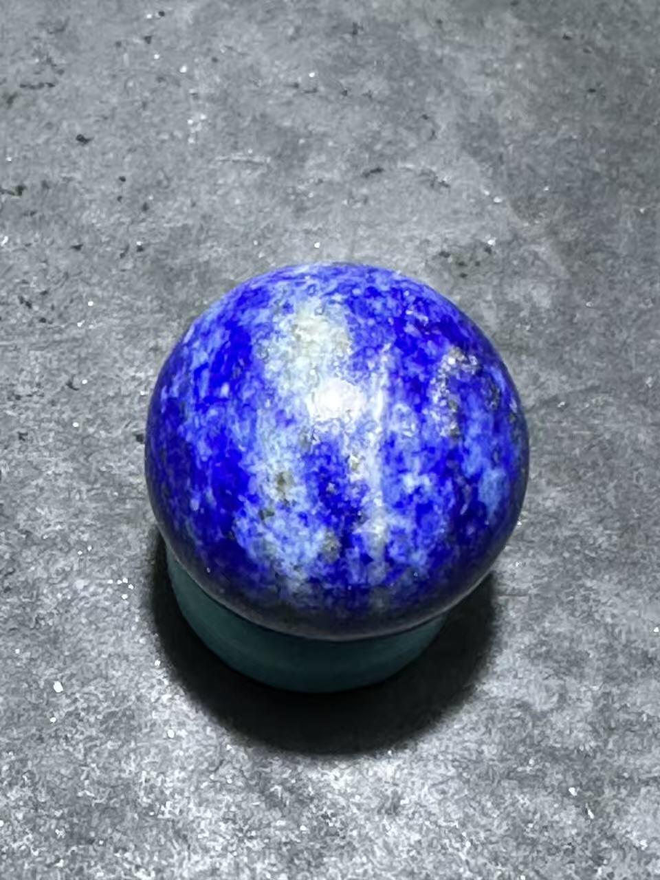 精美阿富汗老矿青金石圆珠一个！，，