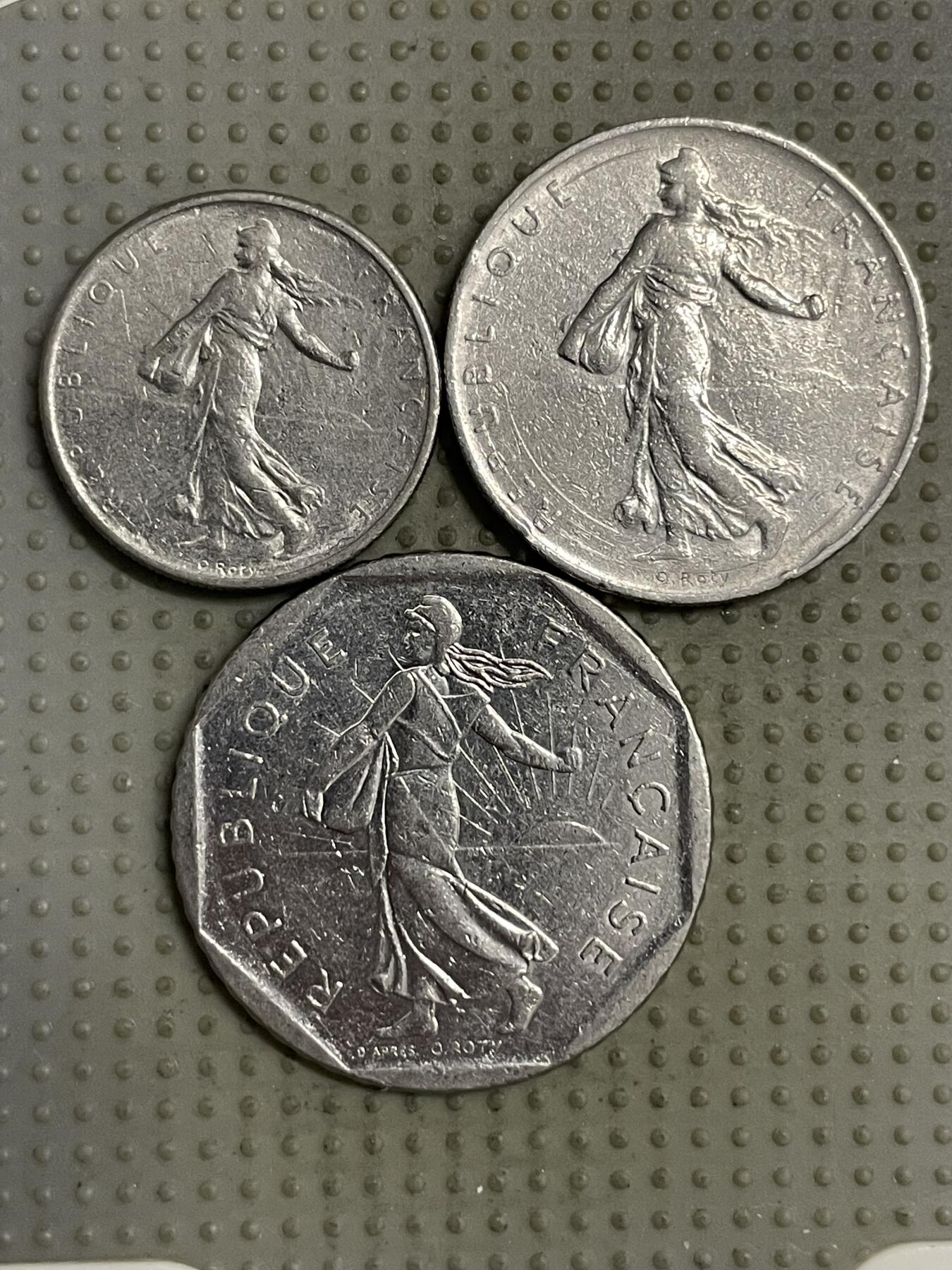 2025年第143场各国散币拍卖（总第143场） 法国3枚