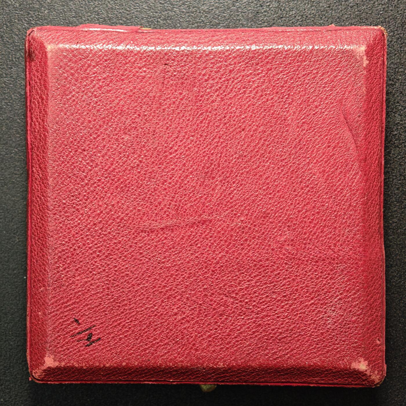 【德藏】世界币章拍卖第158期（拍品征集中~欢迎藏友联系） 英国纪念章原盒 成色如图 直径约76mm