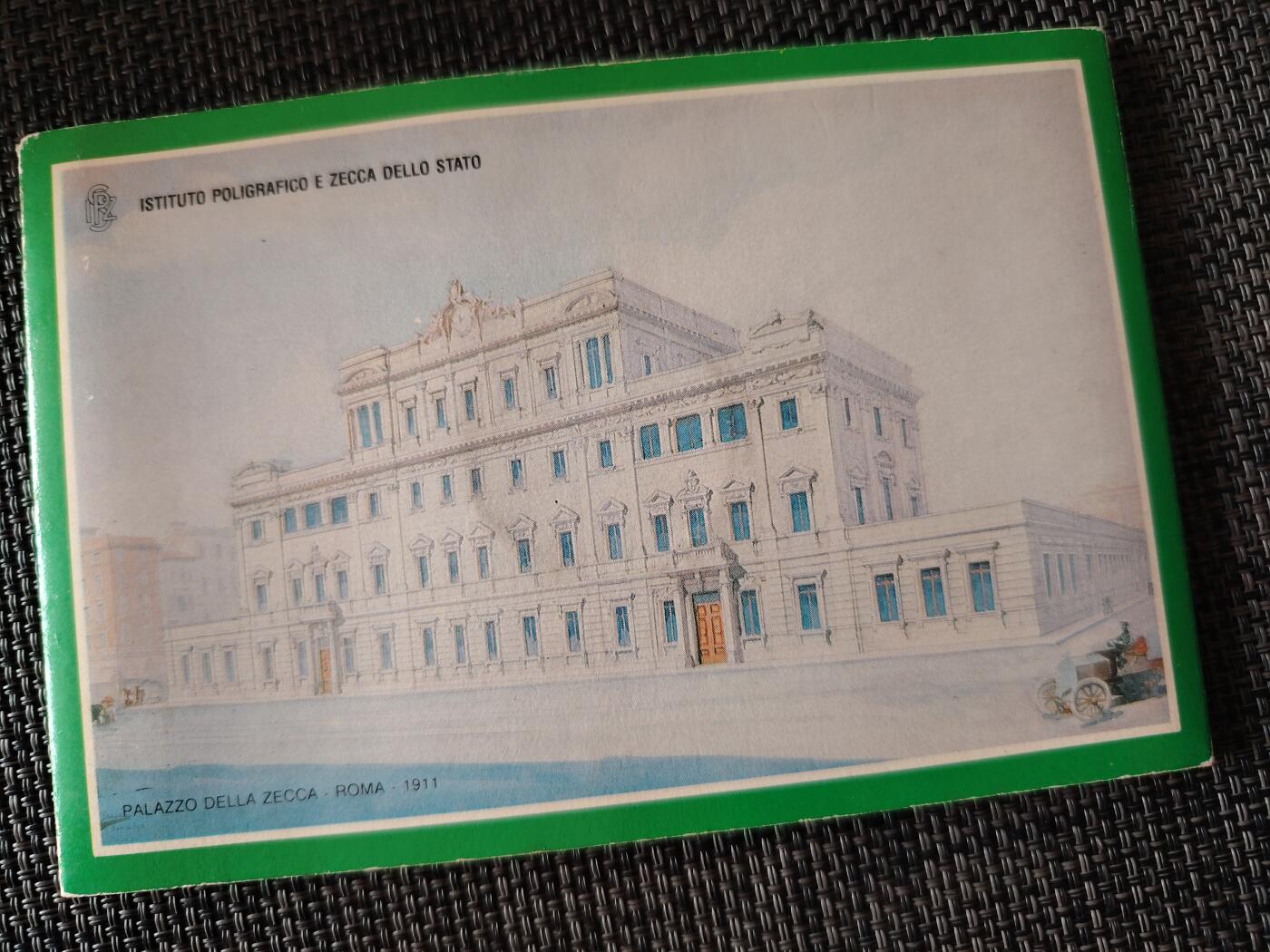 布加迪🐬～世界钱币(上海)🌾第 266 期 /  各国套币和散币