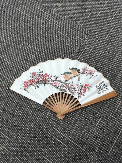 抚柳草堂-第三期章牌钱币 奖章勋章限时免佣 满百包邮 放漏专场 - 实力派画家纯手绘 花鸟诗文折扇 用笔细腻构图饱满 开合设计效果佳 长30cm竹扇骨