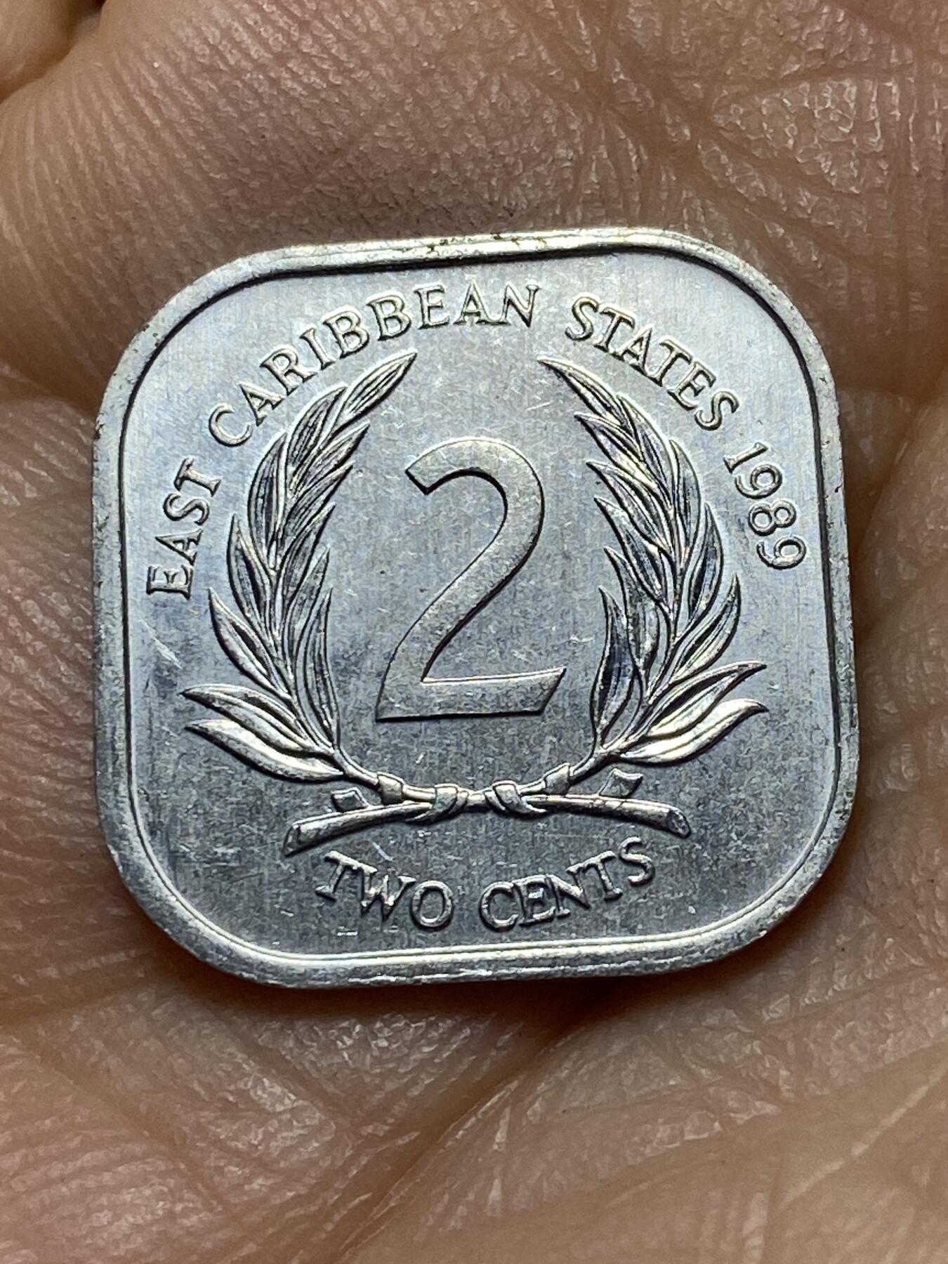 2025年第一百三十九场(总第一百六十五场）外国好品散币场(免佣金) 东加勒比国家1989年2分(伊丽莎白二世中年花冠版)