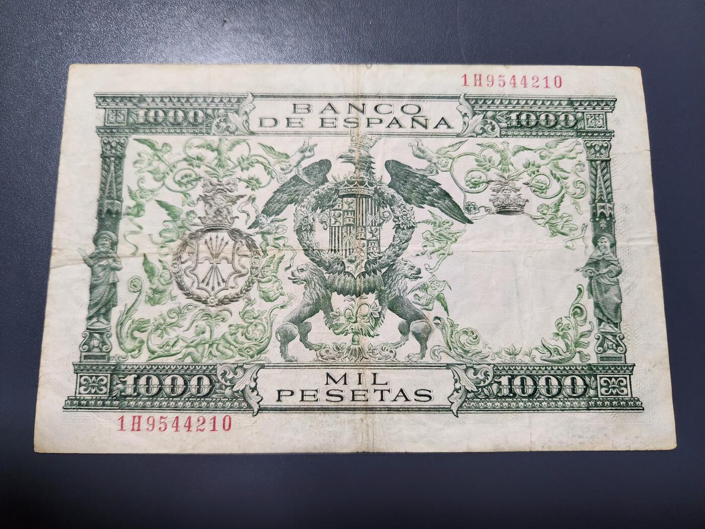 12月21号晚上8点 外国纸币自动截拍第75场 西班牙1000比塞塔纸币 1957年版  双王头像 大票幅 