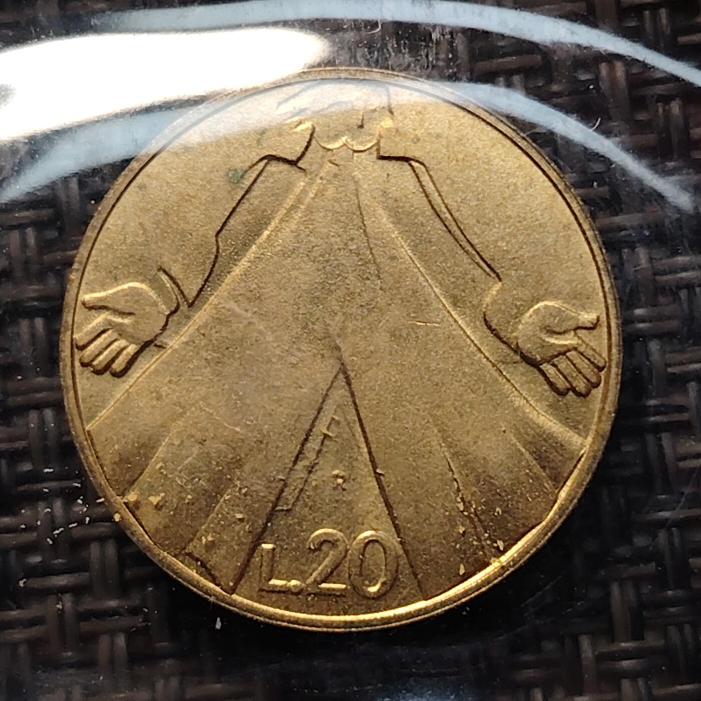 布加迪🐬～世界钱币(上海)🌾第 266 期 /  各国套币和散币