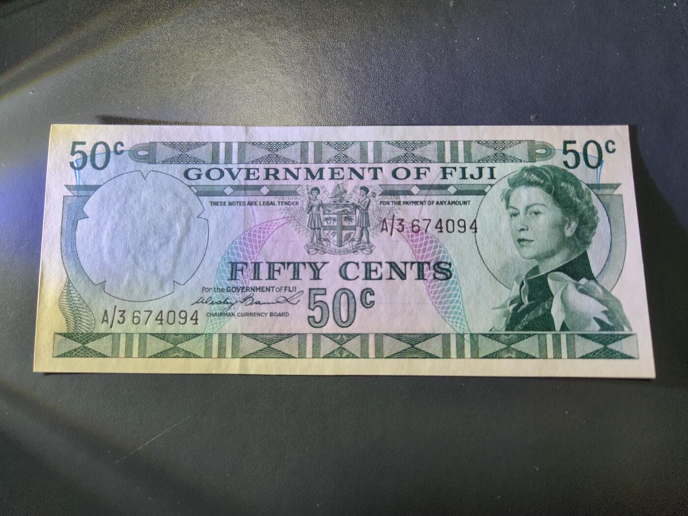 12月21号晚上8点 外国纸币自动截拍第75场 东加勒比50分新品