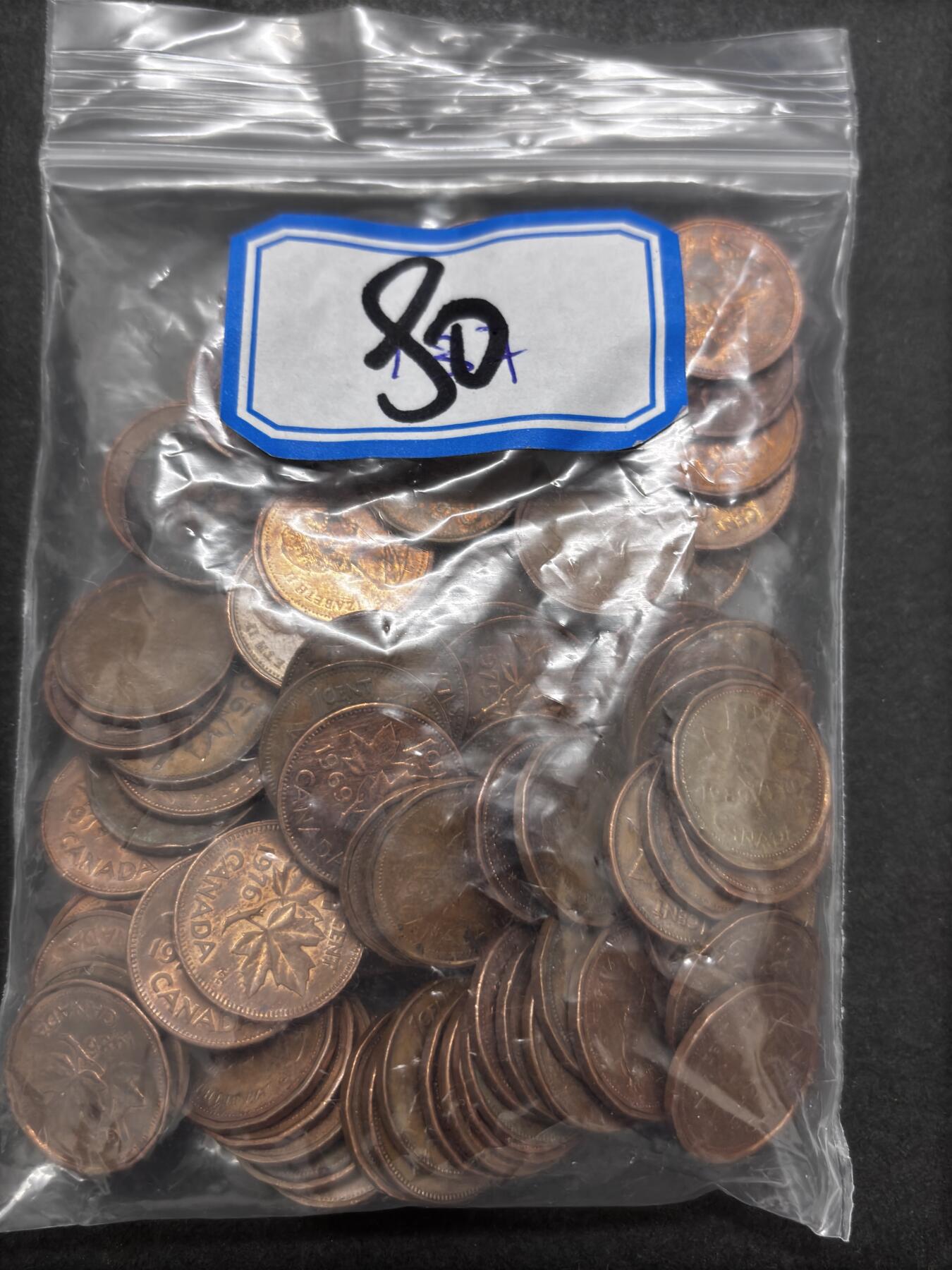 文馨钱币收藏第 286 场，圣诞节专场【 长期接收代拍品低至 0 佣金】 加拿大各年份枫叶一分，包含英属殖民地时期铜币 80 枚