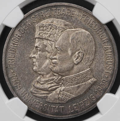 修遠堂世界钱币第九十八期 - NGC MS64 1909年萨克森王国 “莱比锡大学 500 周年纪念” 5马克大银币 纸袋包浆