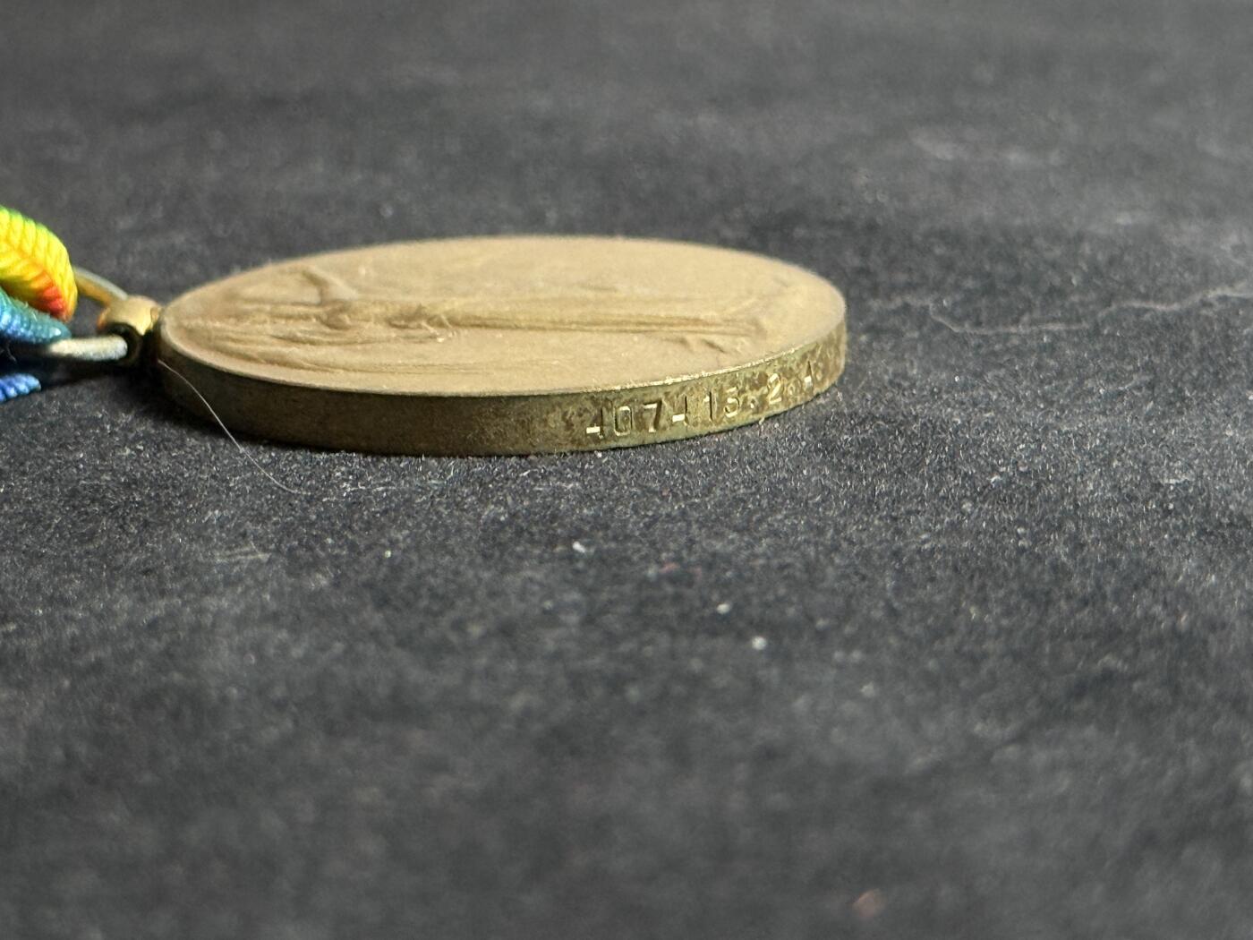 欢庆元旦！戎马世界章牌大赏第109期元旦大拍 英国一战胜利奖章，授予皇家空军（RAF）