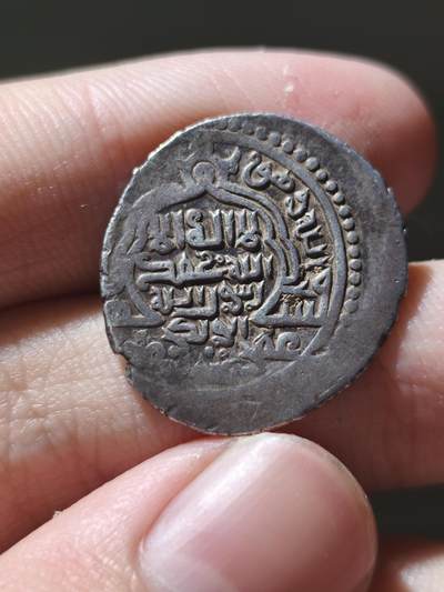 星盘世界钱币十二月二十七日古典币专场 - 大蒙古兀鲁斯伊尔汗国2第尔汗银币，造于不赛因汗执政的回历719年，即公元1319/20年，无造币厂，好品难遇，有一个清晰的中国结，这是伊朗与中国之间文化交流的明证，有极大历史价值和收藏价值