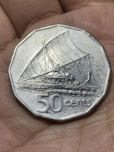 2025年第一百三十八场(总第一百六十四场）外国好品散币场(免佣金) - 斐济🇫🇯1990年50分(伊丽莎白二世中年高冠)