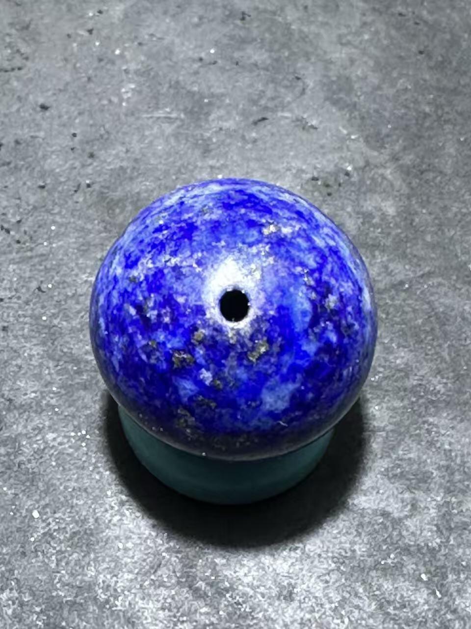 精美阿富汗老矿青金石圆珠一个！，，