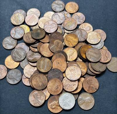 文馨钱币收藏第 286 场，圣诞节专场【 长期接收代拍品低至 0 佣金】 - 好品美国林肯 1 美分各年份 100 枚未挑，有一枚银色币