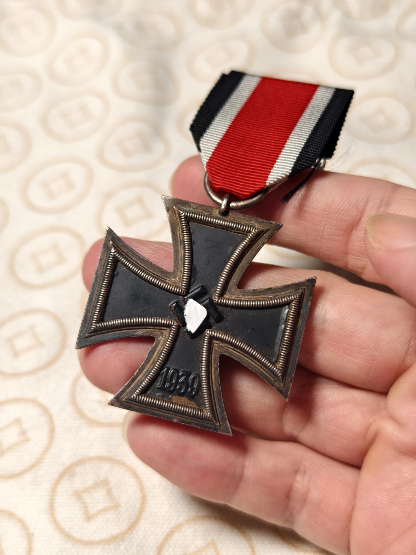 抚柳草堂-第三期章牌钱币 奖章勋章限时免佣 满百包邮 放漏专场 1939德三 二级铁十字勋章 品相如图