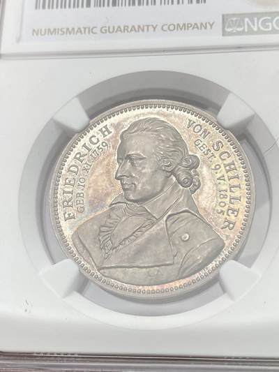 万国钱币拍卖第058期（万国新年大拍） NGC MS62 1805年德国著名诗人席勒逝世纪念银章 精铸镜面喷砂质感 背面席勒公爵墓 极少见品种