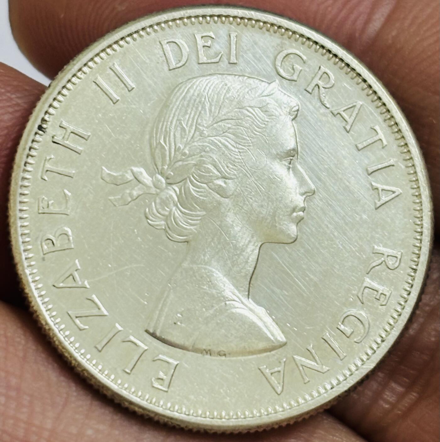 文馨钱币收藏第 286 场，圣诞节专场【 长期接收代拍品低至 0 佣金】 原光品相 1964 年英属加拿大 50 分大银币，第二版关门年 800 银