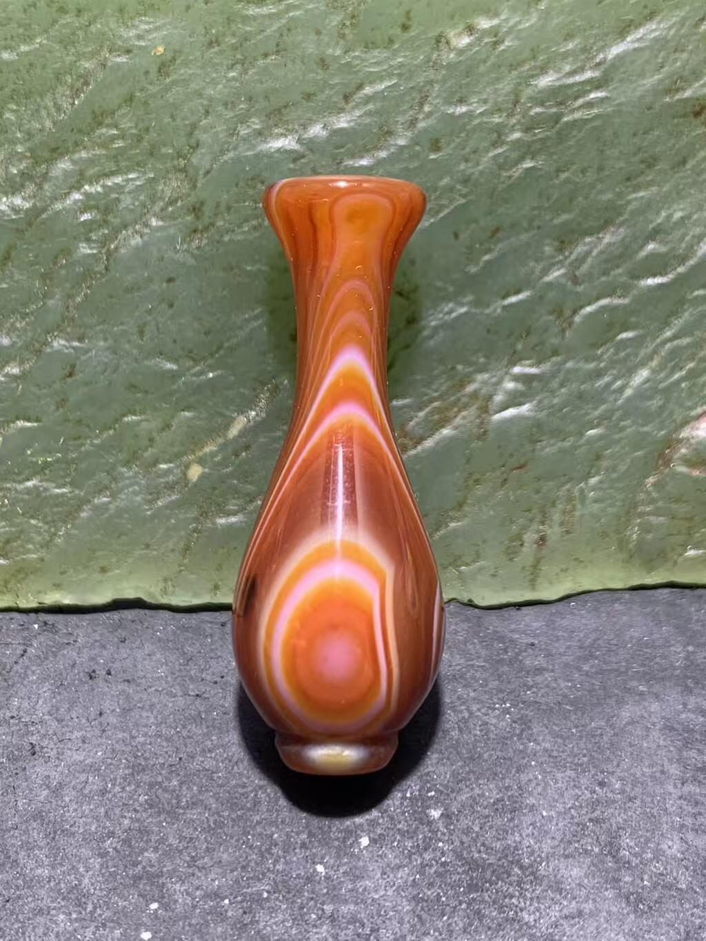 精美高玉化千层纹缠丝玛瑙双天眼瓶子珠一个，。