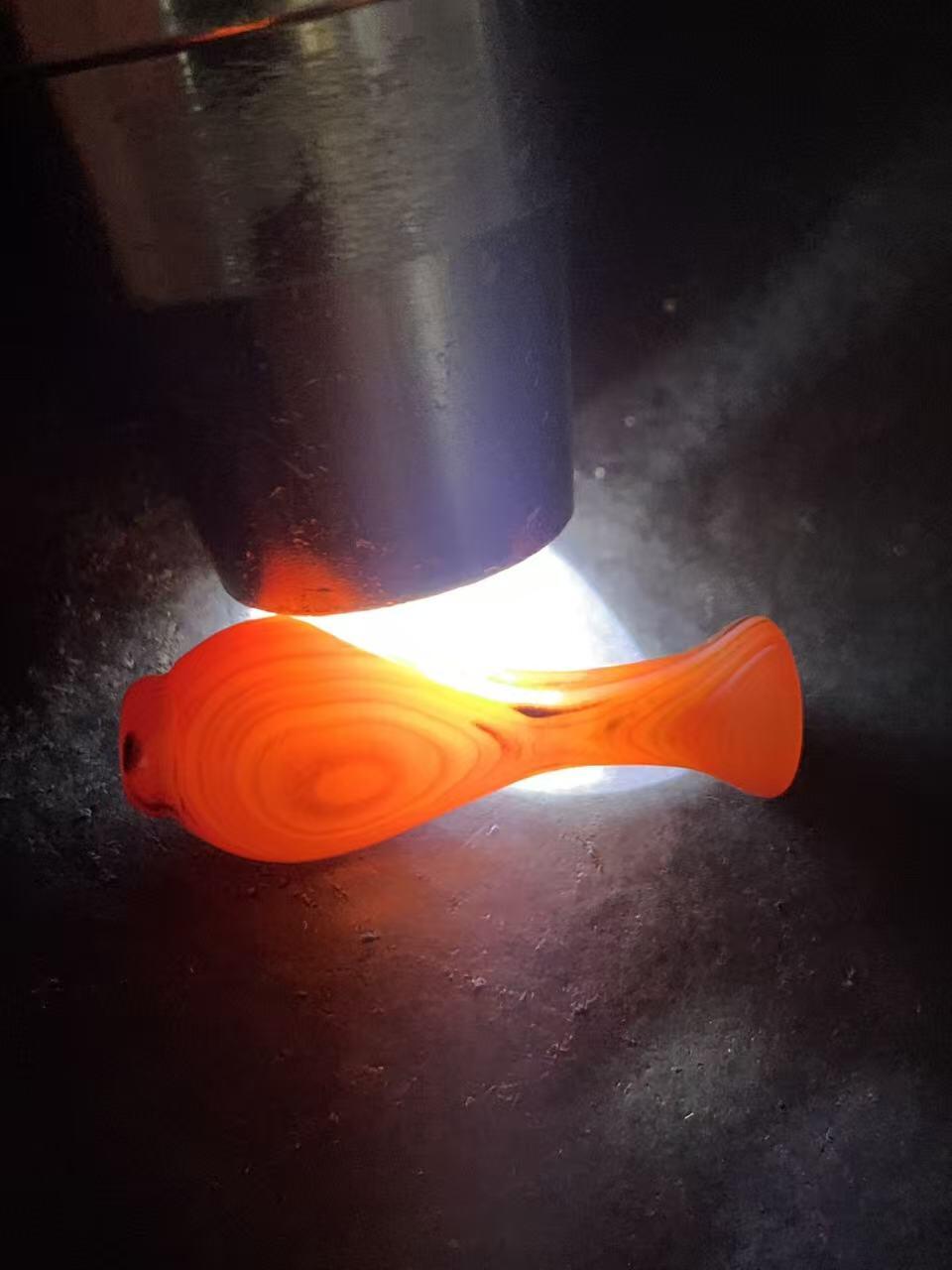 精美高玉化千层纹缠丝玛瑙双天眼瓶子珠一个，。