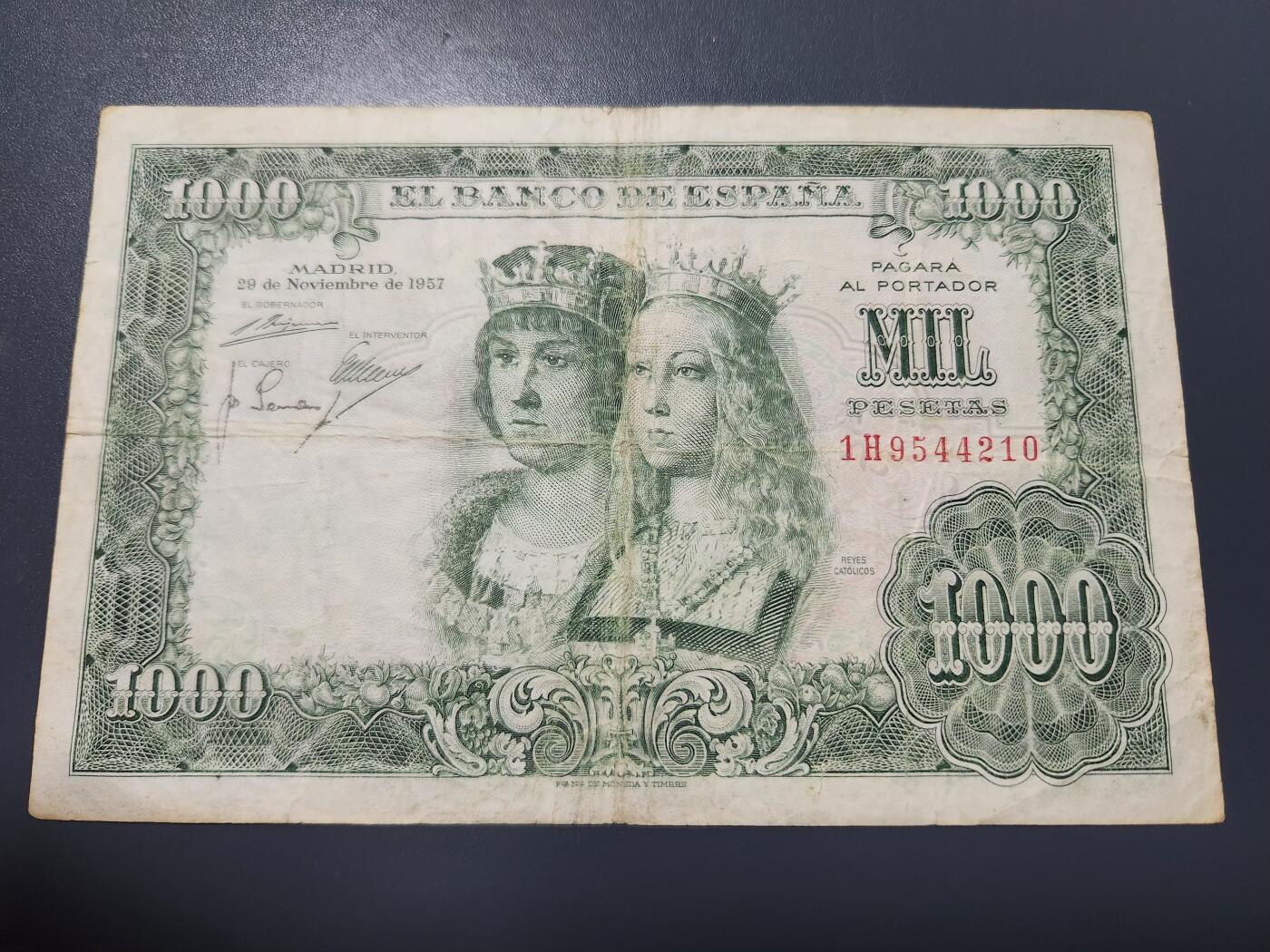 12月21号晚上8点 外国纸币自动截拍第75场 西班牙1000比塞塔纸币 1957年版  双王头像 大票幅 