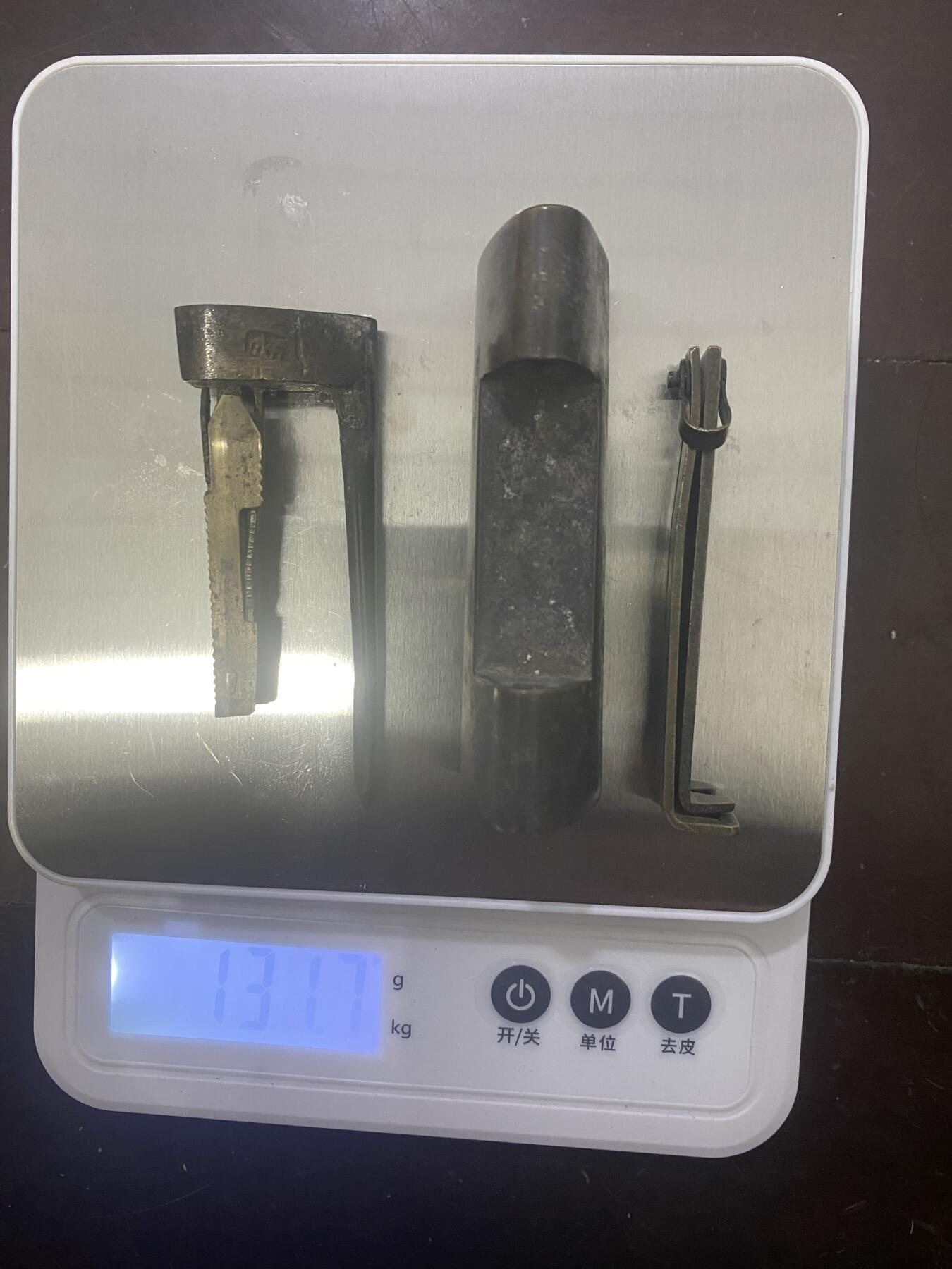 江南站杂件场 清代名家铜锁，带钥匙，可以打开