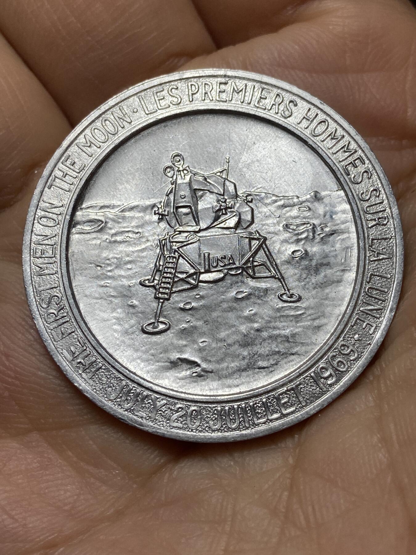 2025年第一百三十九场(总第一百六十五场）外国好品散币场(免佣金) 美国🇺🇸1969年铝制纪念章(阿波罗11号登月纪念章)