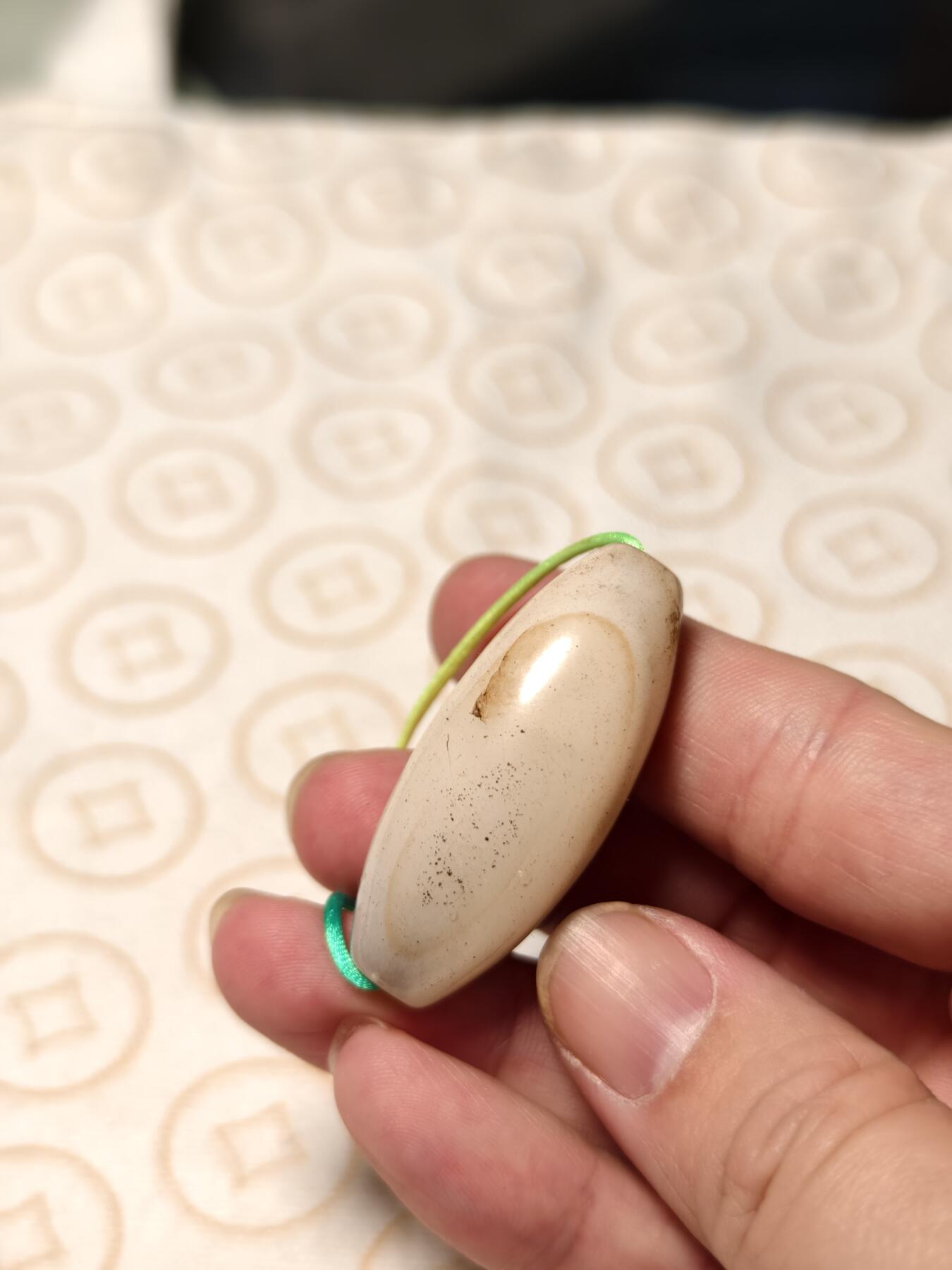 抚柳草堂-第三期章牌钱币 奖章勋章限时免佣 满百包邮 放漏专场 西亚阿契美尼德古珠 两千系皮壳熟旧老化痕迹自然 难得美品永久保真 珠径18.6mm长45.2重20.3g