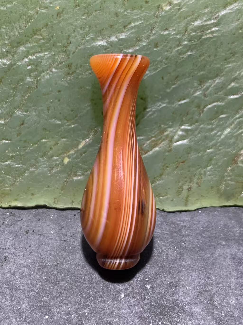 精美高玉化千层纹缠丝玛瑙双天眼瓶子珠一个，。