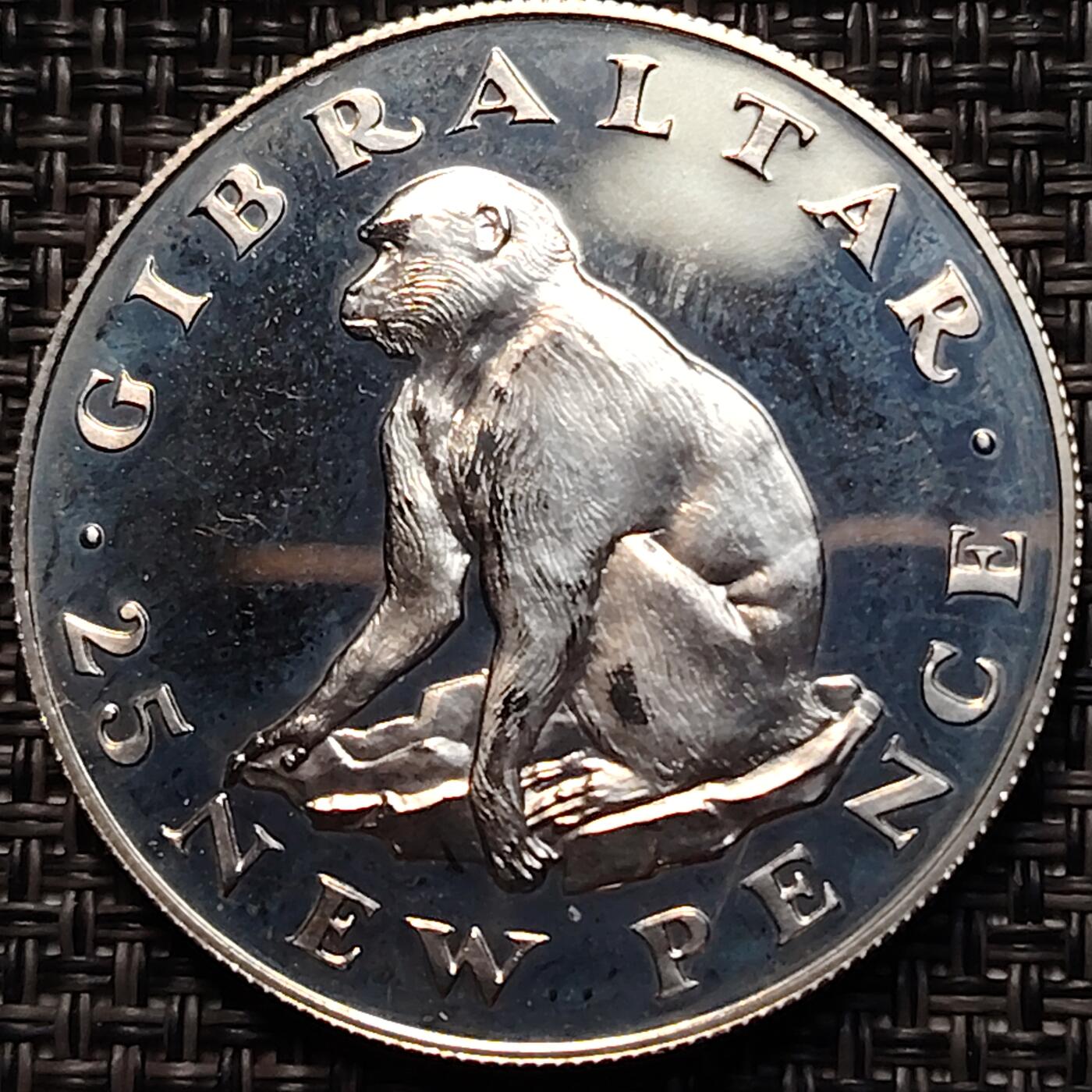 布加迪🐬～世界钱币(上海)🌾第 267 期 /  各国套币和散币